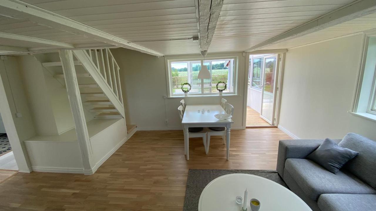 Charmig, Nyrenoverat Och Fullt Utrustad Stuga. Anpassad Foer Hundar, Naera Till Naturen Och Havet. Gangavstand Till Golfbana. Кальмар Экстерьер фото